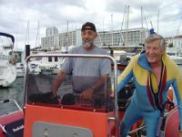 Ausfahrt von PDL zum Tauchgang am Wrack Dori vor der Küste östlich von Ponta  Delgada mit dem Tauchguide René vom Hotel Caloura